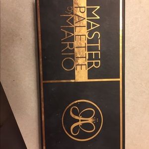 Anastasia Beverly Hills eyeshadow pallet